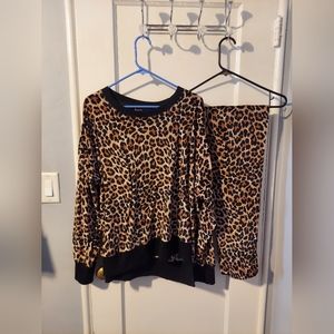 Animal print velour lounge outfit